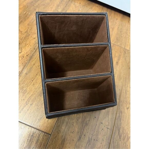 Remote control or desk caddy organizer - Picture 4 of 8